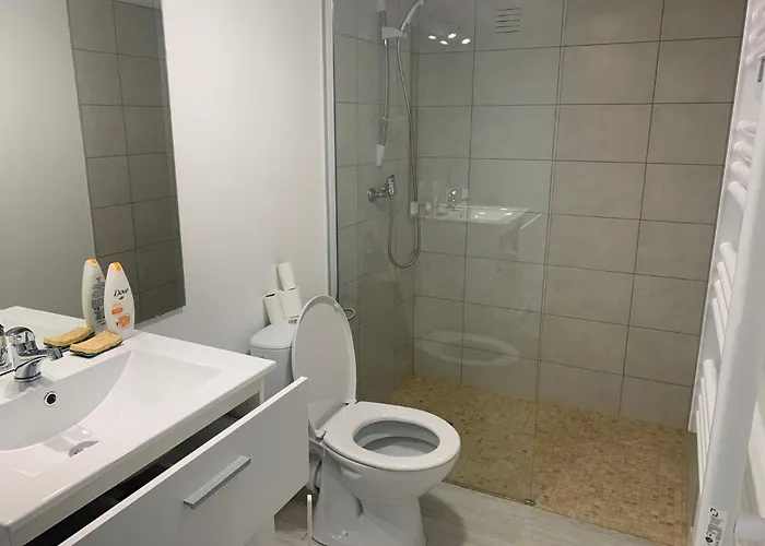 Junior Omaha Bed & Breakfast